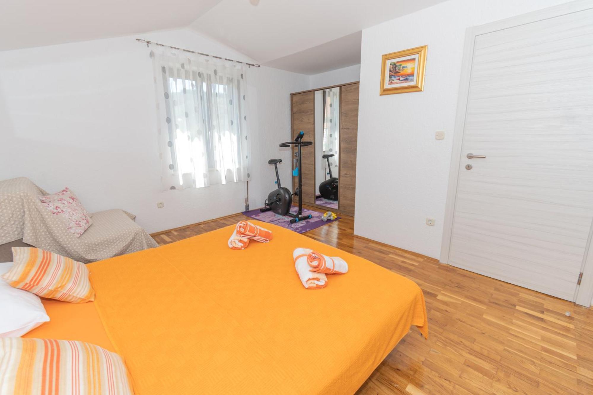 Spacious Villa For 10 With A Big Private Pool Trilj Exteriér fotografie