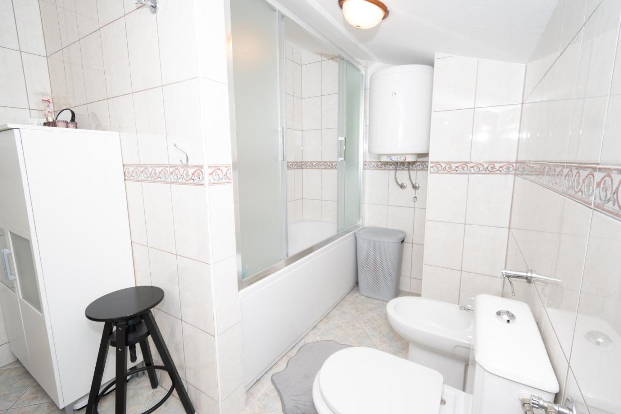 Spacious Villa For 10 With A Big Private Pool Trilj Exteriér fotografie