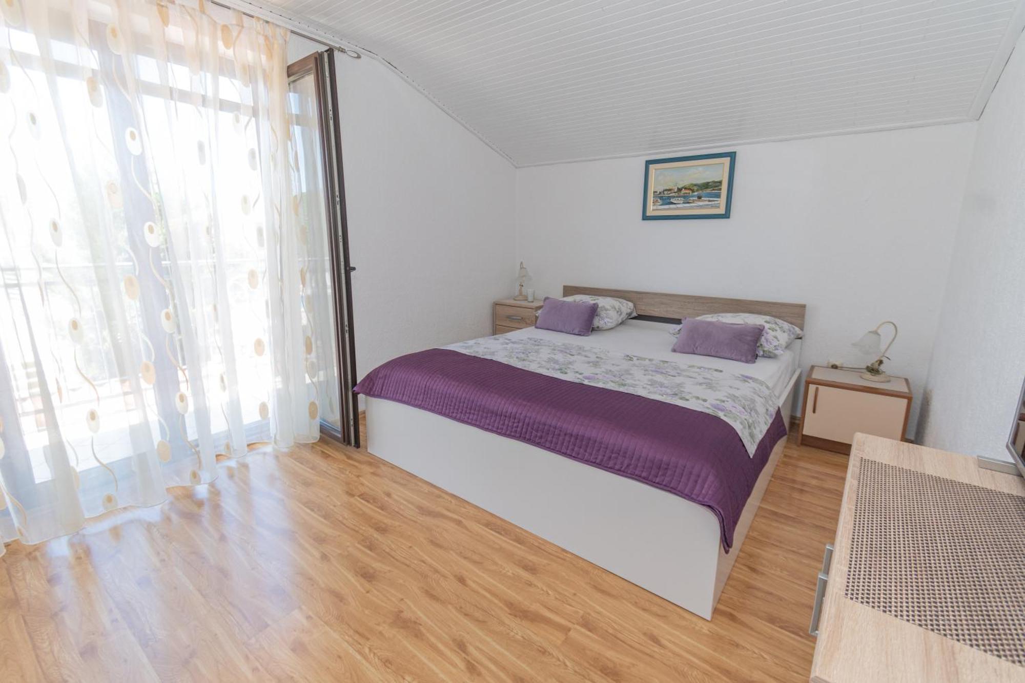 Spacious Villa For 10 With A Big Private Pool Trilj Exteriér fotografie
