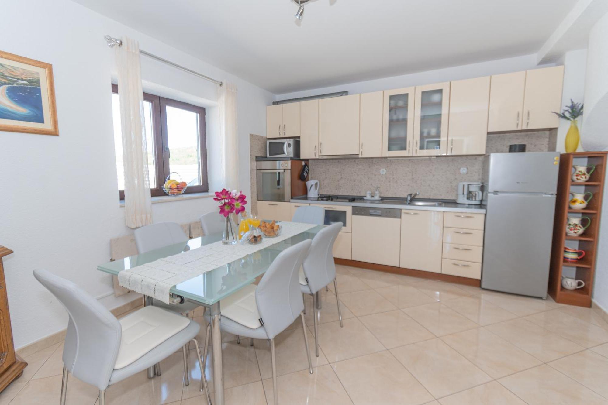 Spacious Villa For 10 With A Big Private Pool Trilj Exteriér fotografie